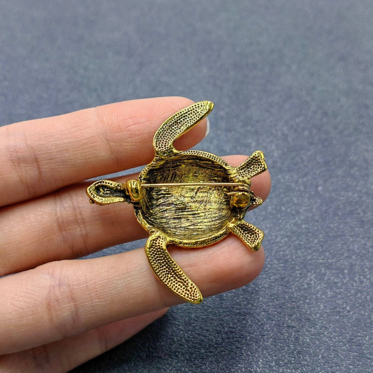 Sea Turtle Pin/Brooch