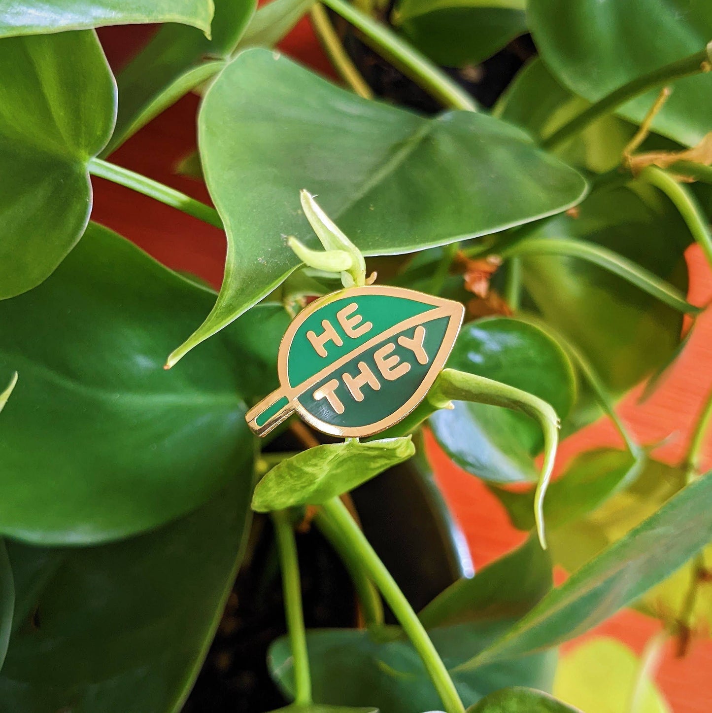 Leaf Pronoun Pin