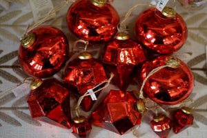 4" Glass Bulb Ornament - Greenly Plant Co